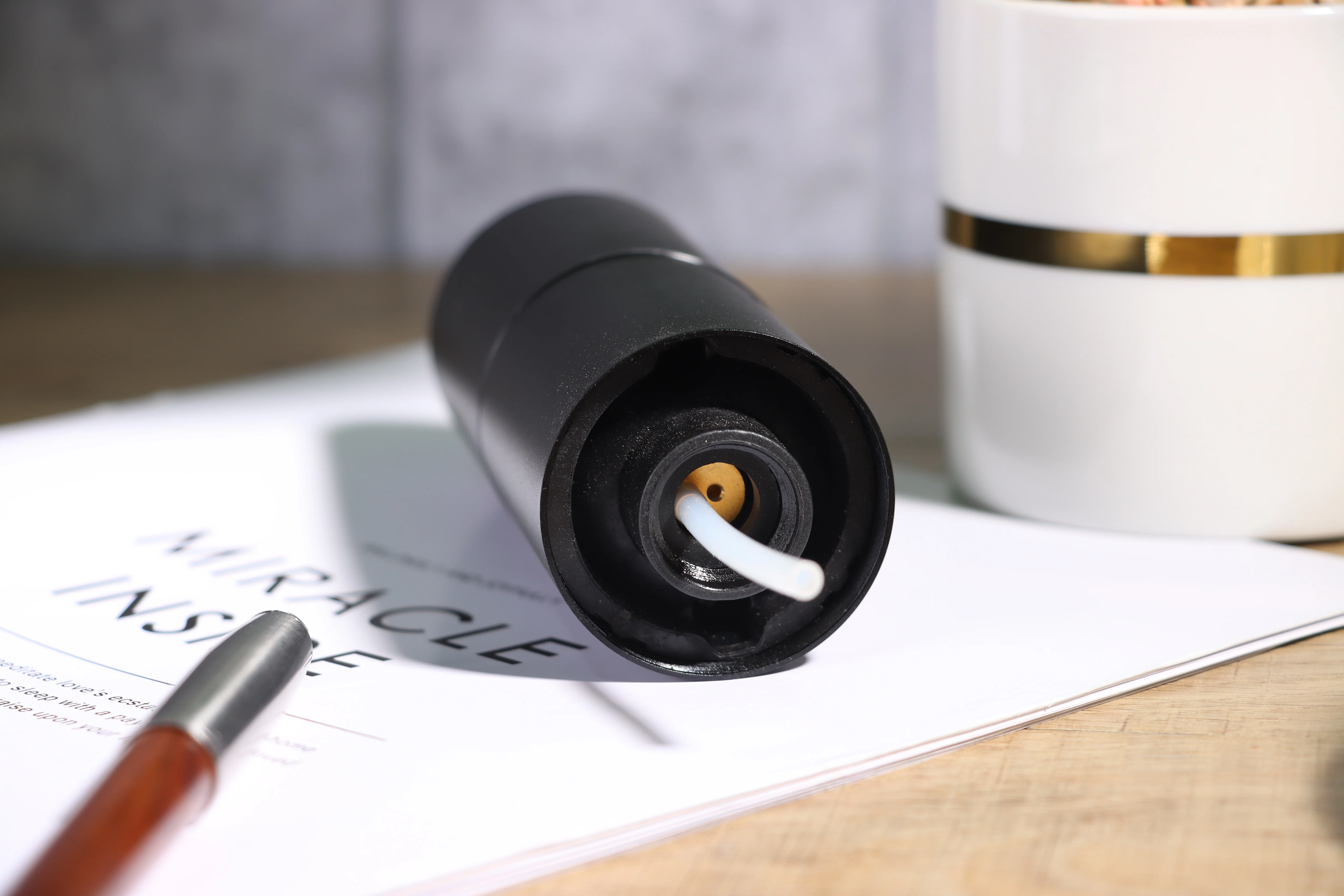 Portable  Small Home/car/office use essential oil nebulizer waterless scent diffuser aroma difuser for aromatherapy