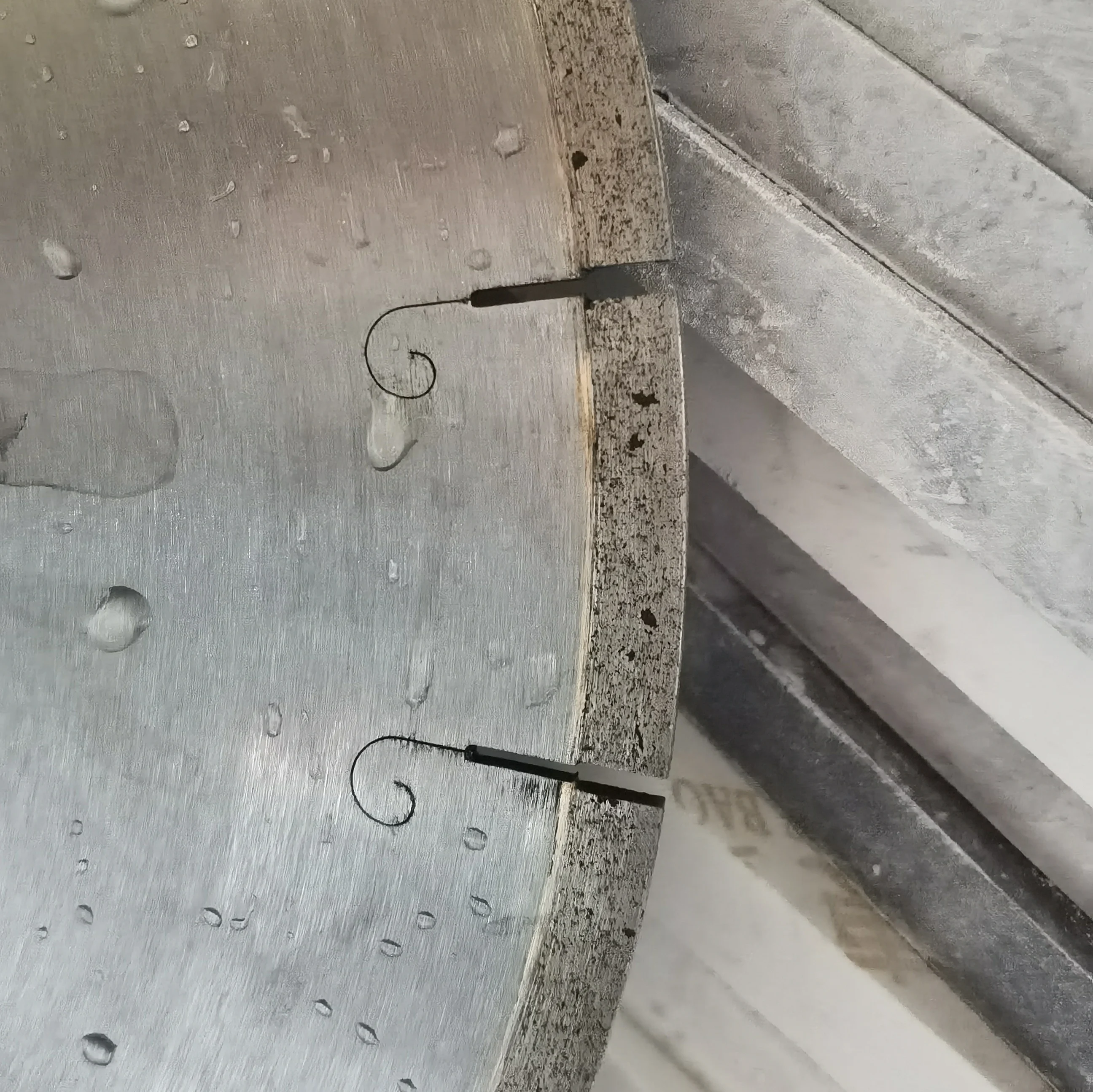 350mm High Frequency Diamond Saw Blade For Dekton Sintered Stone