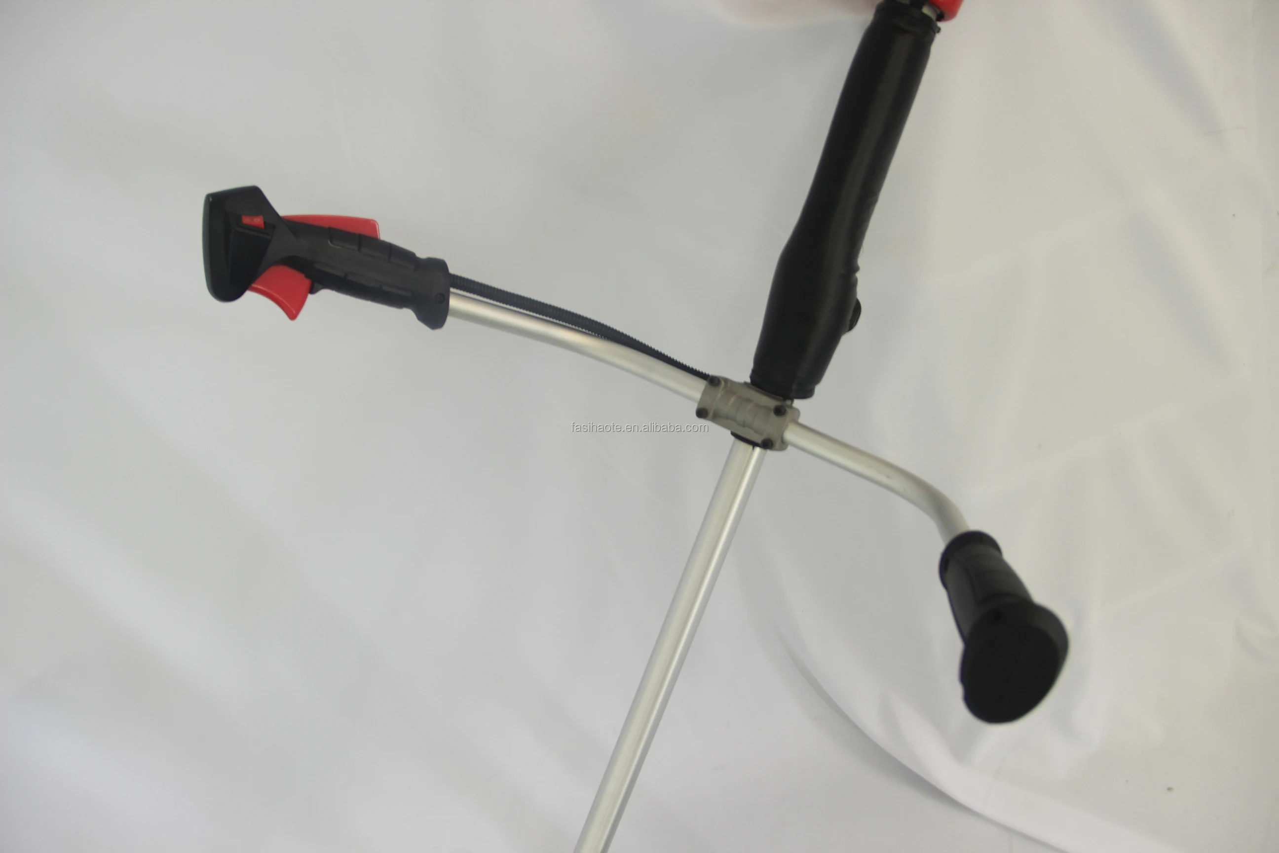 Garden machine BC4301DW brush cutter 2 stroke petrol engine 50cc