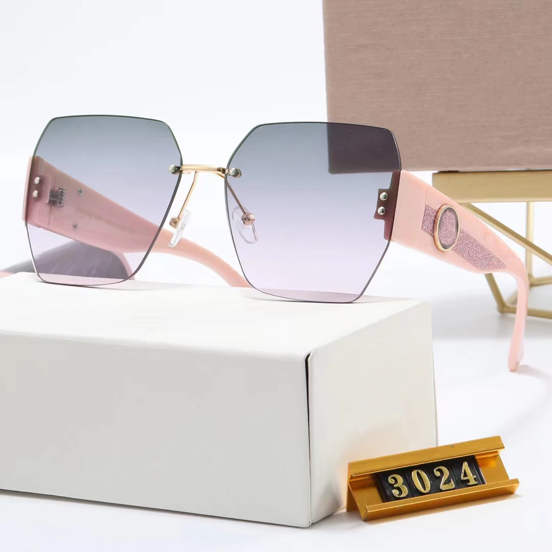 2024 Top Quality Luxury Fashion Brand C G Designer Sunglasses Logo Customized Famous Brands