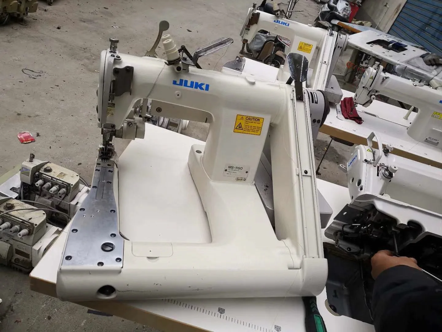 Secondhand Jukis 1190 Feed Off The Arm Double Chainstitch Sewing Machine Used