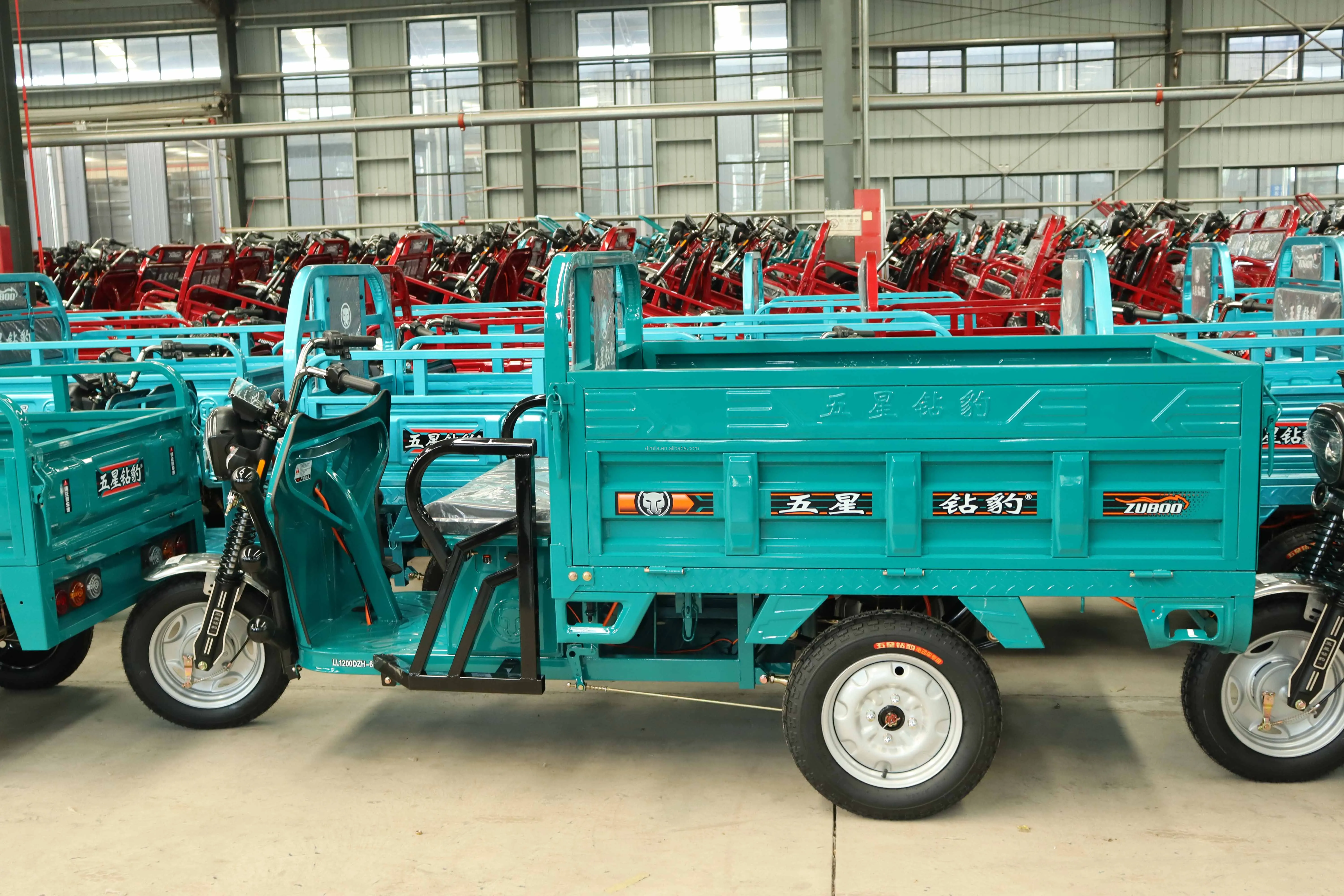 Wholesale Open 3 wheel electric motorcycles electric adult tricycles for cargo electric lengthen motorized tricycles for adult