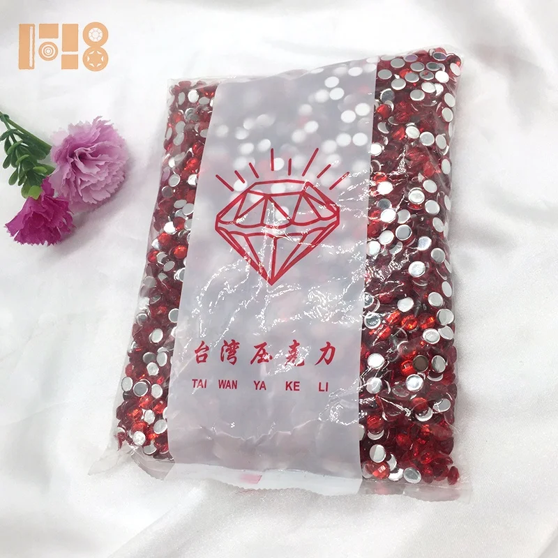 6mm Red Color Bulk Acrylic Rhinestone in Sew on Setting