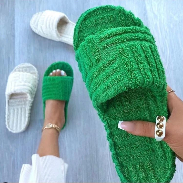 2022 women home slippers one-word thick-soled warm furry shoes embossed cotton drag outdoor all-match casual Towel slippers