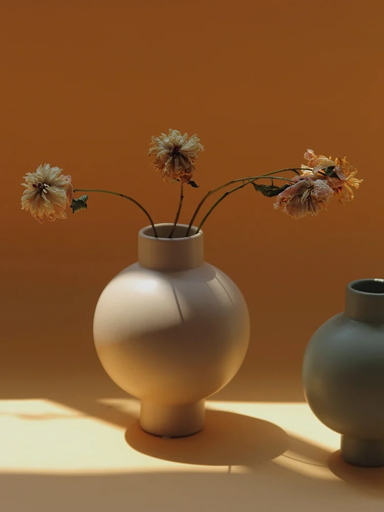 Nordic Creative Modern Morandi Colorful Unique Shape Flower Vase Ceramic Decorative Home Item Porcelain Vases