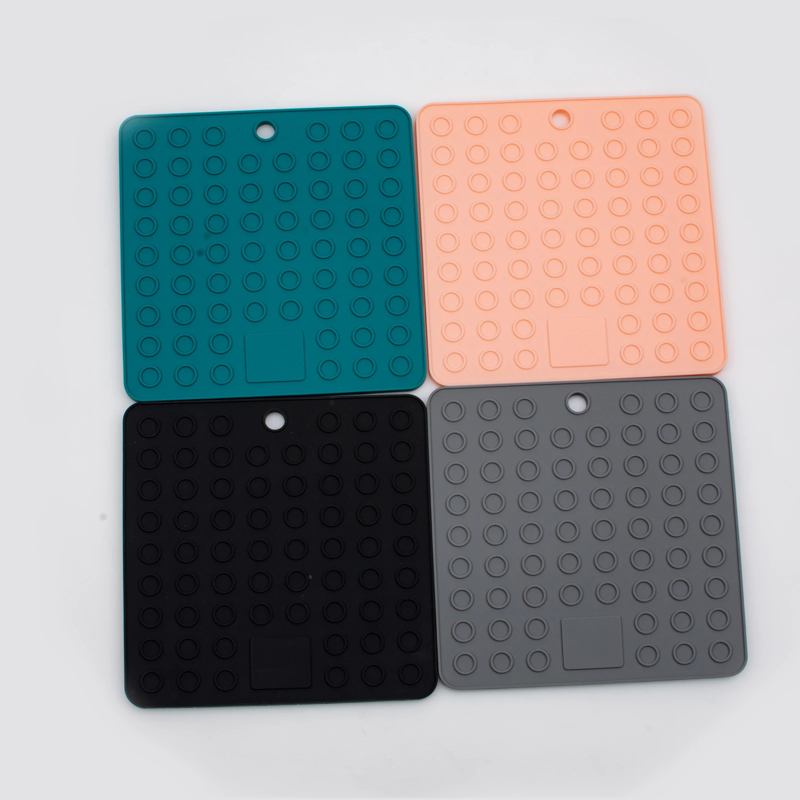 Hot Wholesale Durable Insulation Pad Heat Resistant Pot Holders Hot Pads Mat Silicone Trivet Mat For Kitchen Gadget