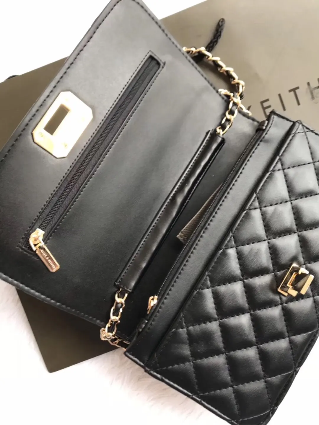 
ready stock Charles and kelth Lingge Chain Bag Shoulder Bag Crossbody Bag 