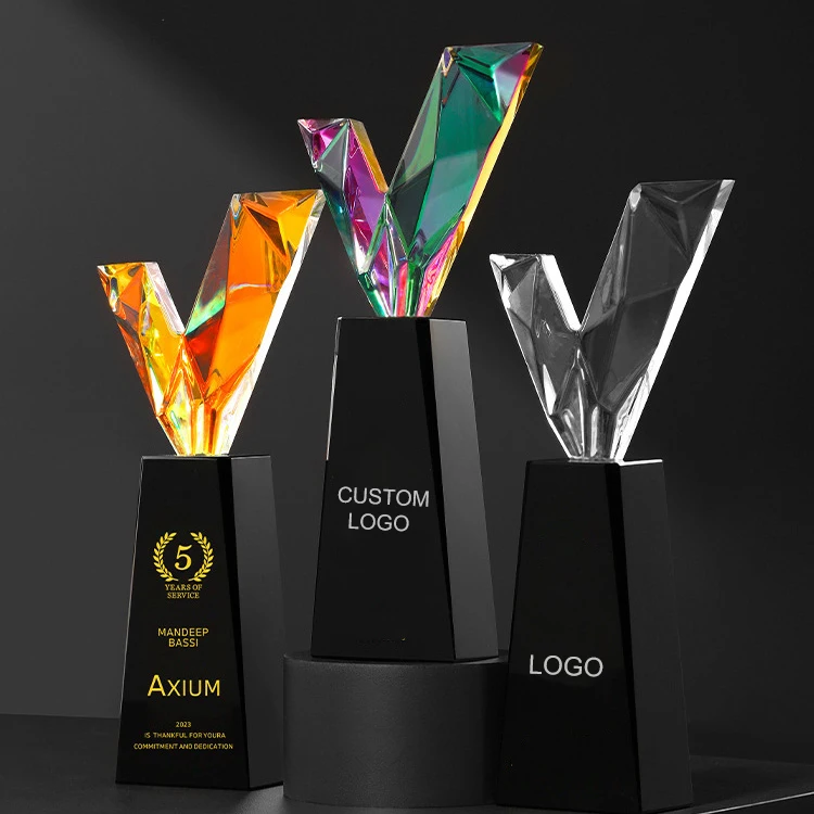 New Arrival K9 Blank Optical Crystal Glass Trophies Custom V Shape Crystal Glass Trophy Award As Sports Events Souvenirs Gifts