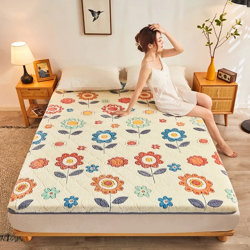 Wholesale Import  Modern Bed Mattresses  King Size Spring Latex Gel Memory Foam Mattress