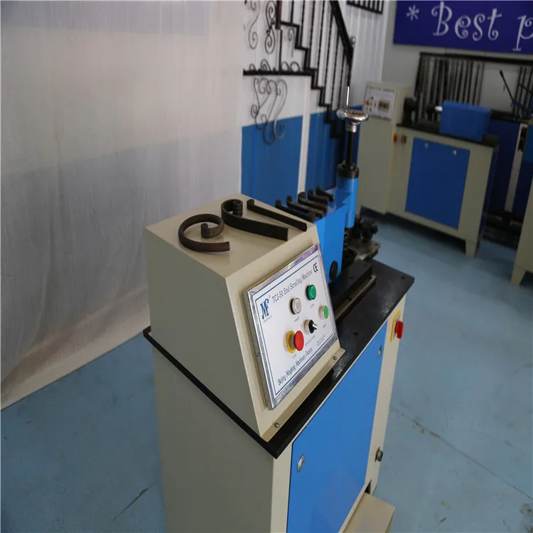 
Bent ends of iron art rolling machine 