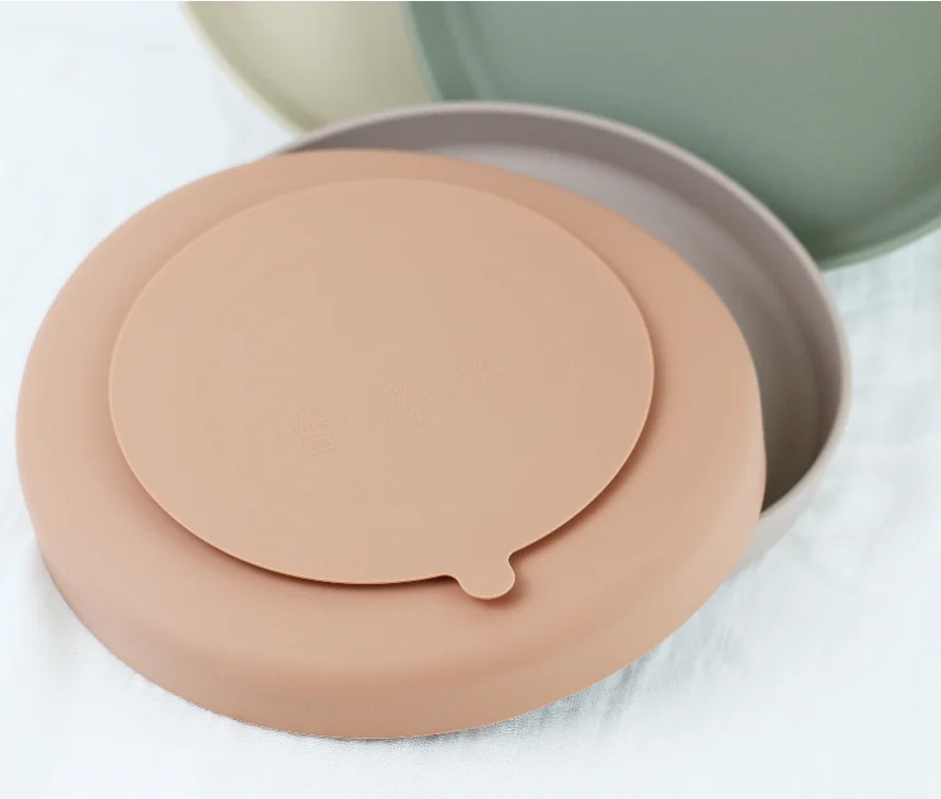 Silicone regular plate BPA Free strong Suction Baby Toddler Plate Microwave Dishwasher Baby Buy Silicone Baby Feeding Suit