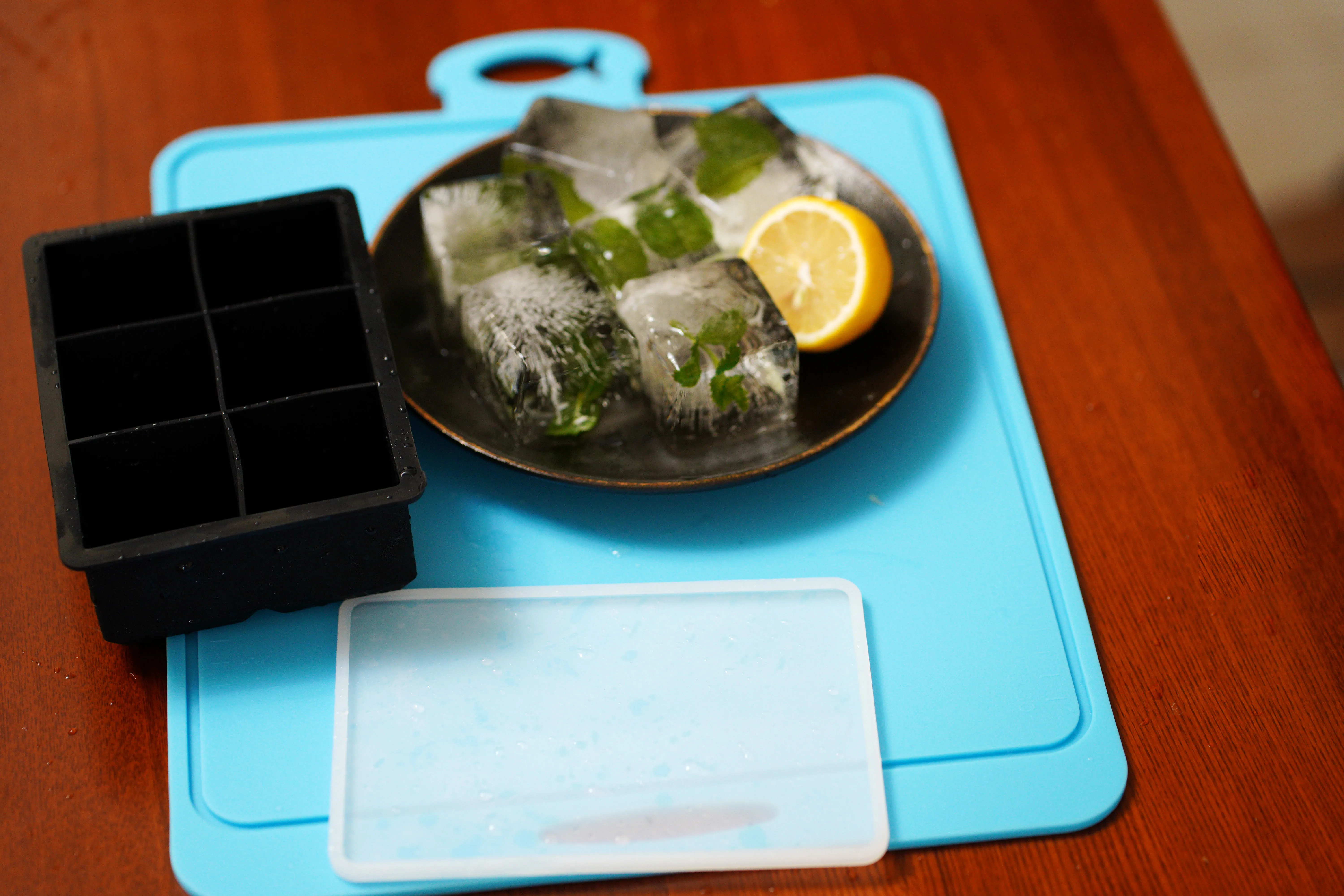 6Holes Ice Maker  Reusable Food Grade BPA Free Silicone Ice Cube Tray