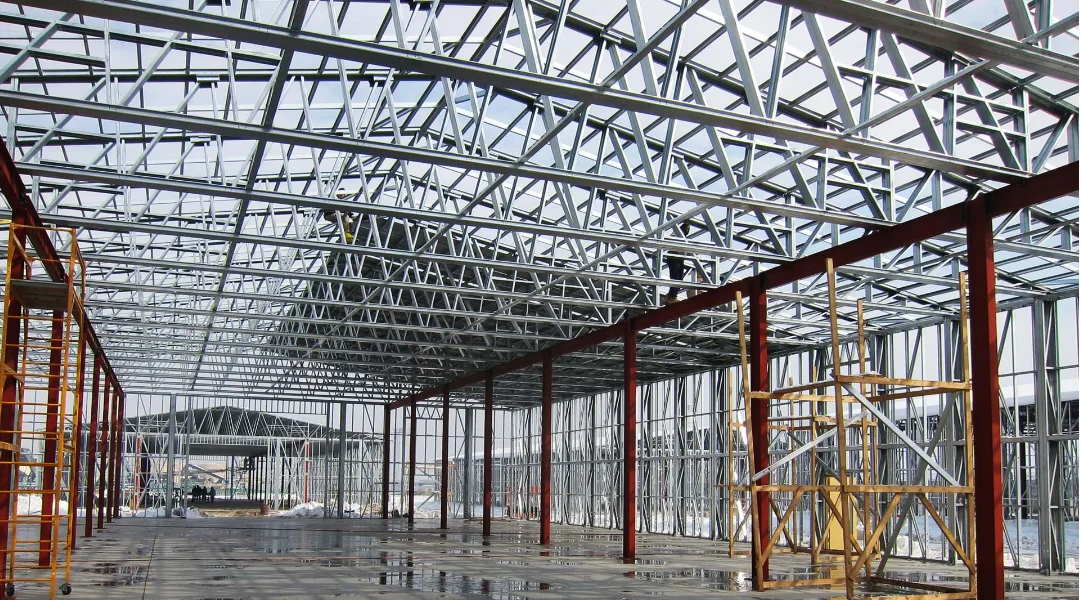 Lightweight Recyclable and Reusable Prefabricated Steel Structures Industrial Design Style Sandwich Panel Carport Frames