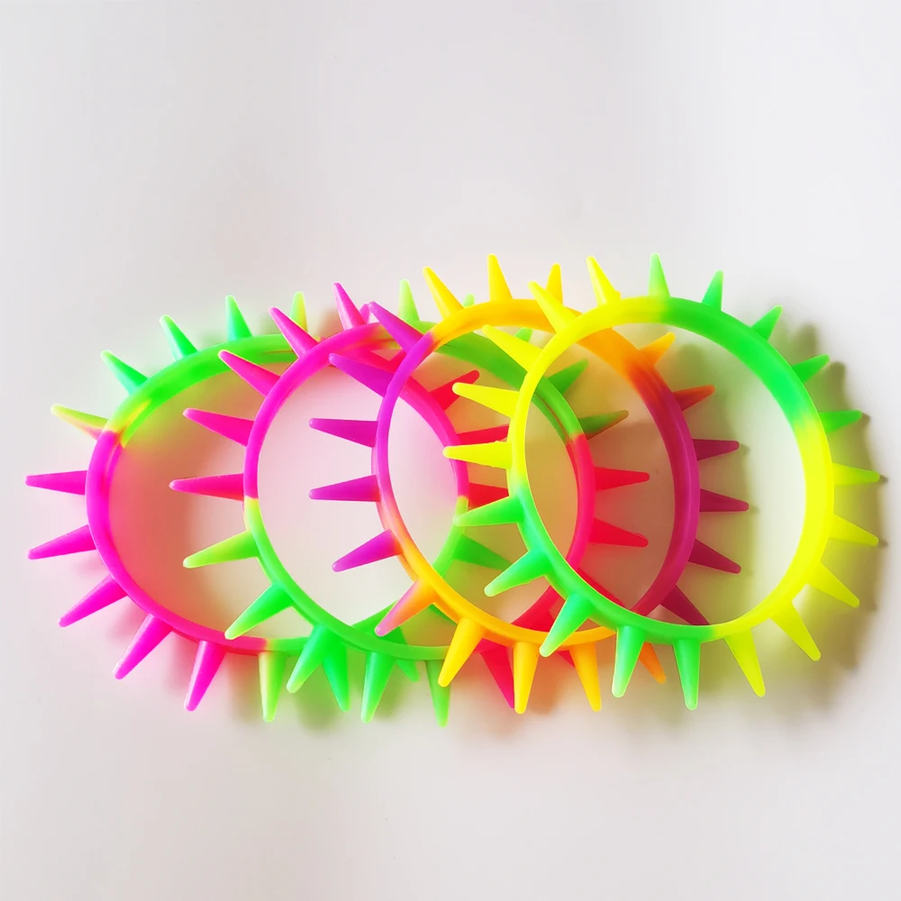 Wholesale Ecco-frendly charm spiky Egypt Silicone Wristband