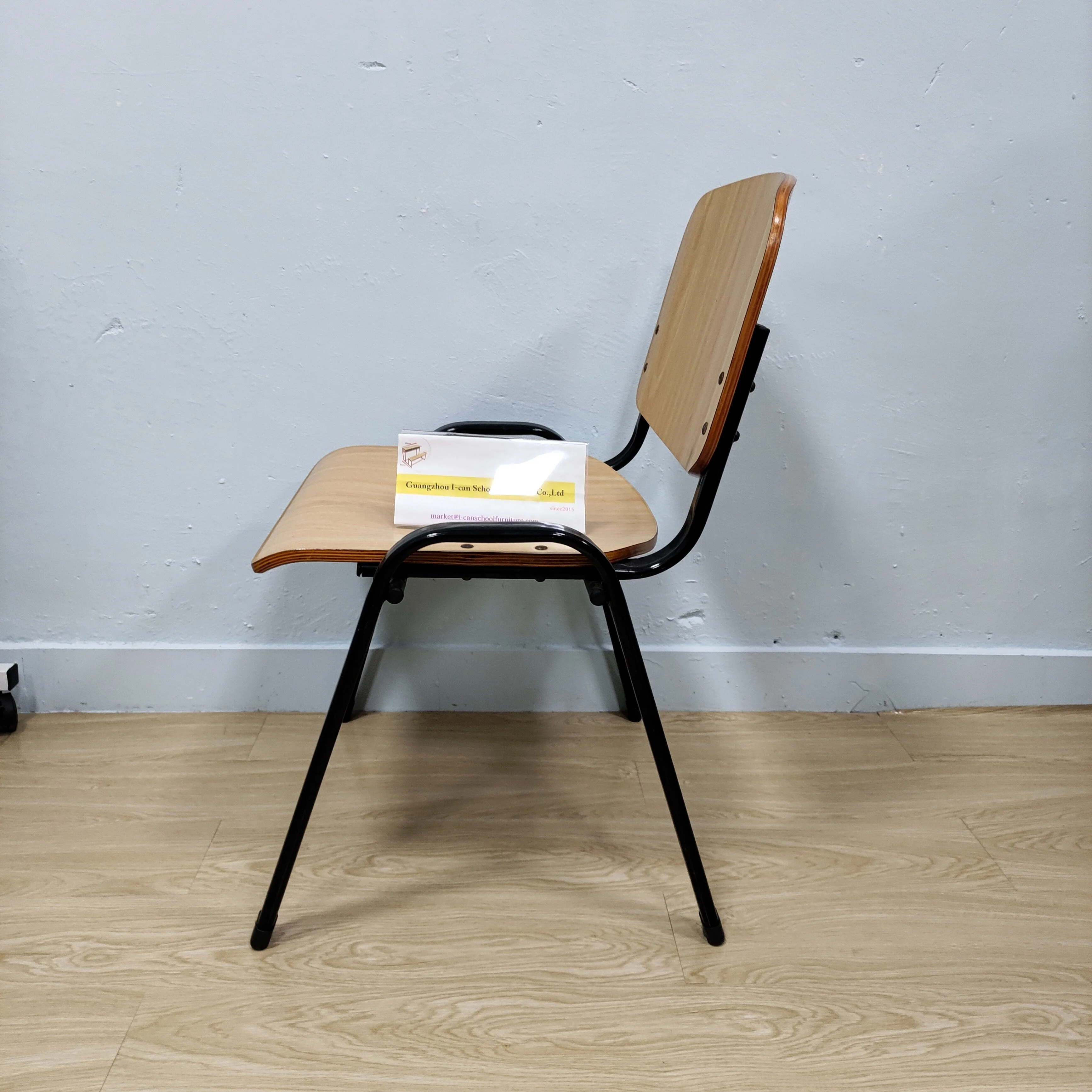 Comfortable Folding  School Student Study Chair with Writing Armrest Tablet Pad Popular  training chair for meeting room