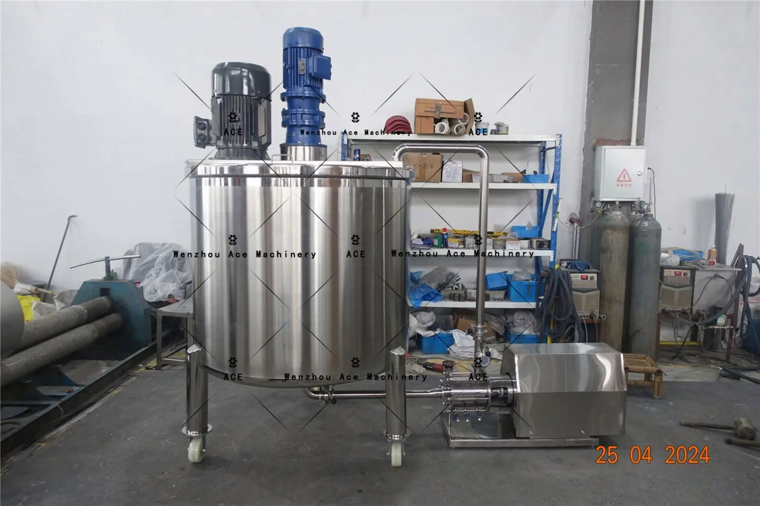High Shear Mixing Tank And Pump Equipment - Mobile Mixer With 0.37-9.2Kw Power Factory Supply Mixing Machine