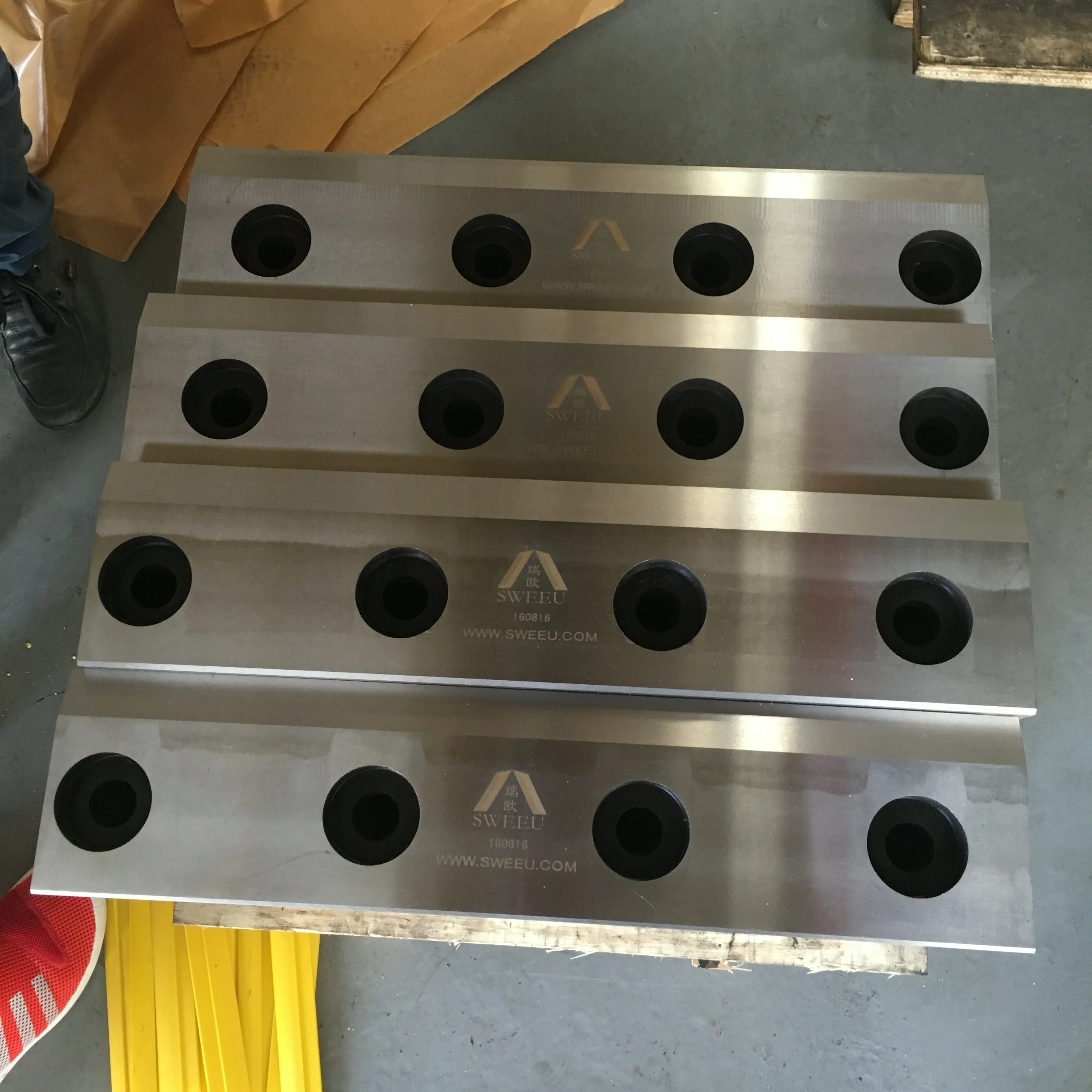 D2 plastic and rubber tire for plastic processing machine Granulator cutter blade Crusher blade