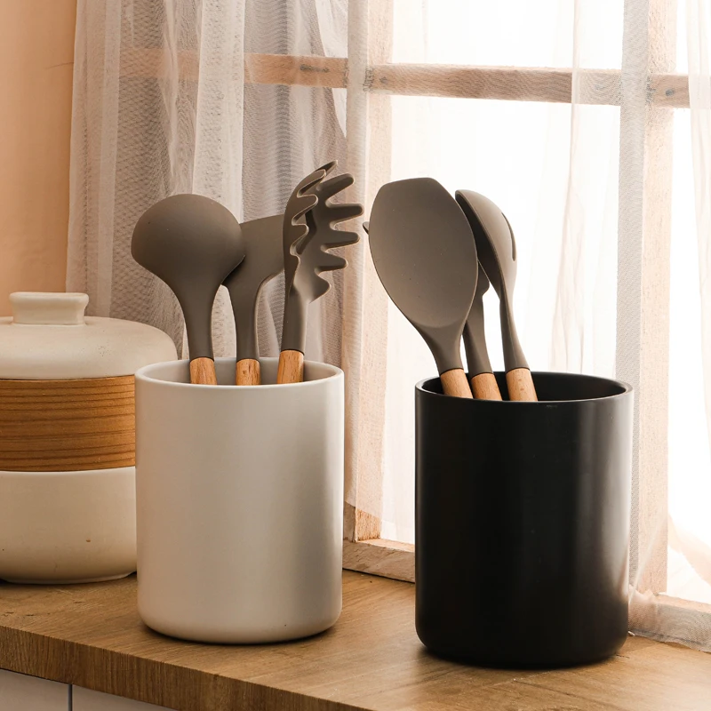 Wholesale matte glaze cylinder home restaurant ceramic table cutlery holder kitchen utensil holder with logo customized