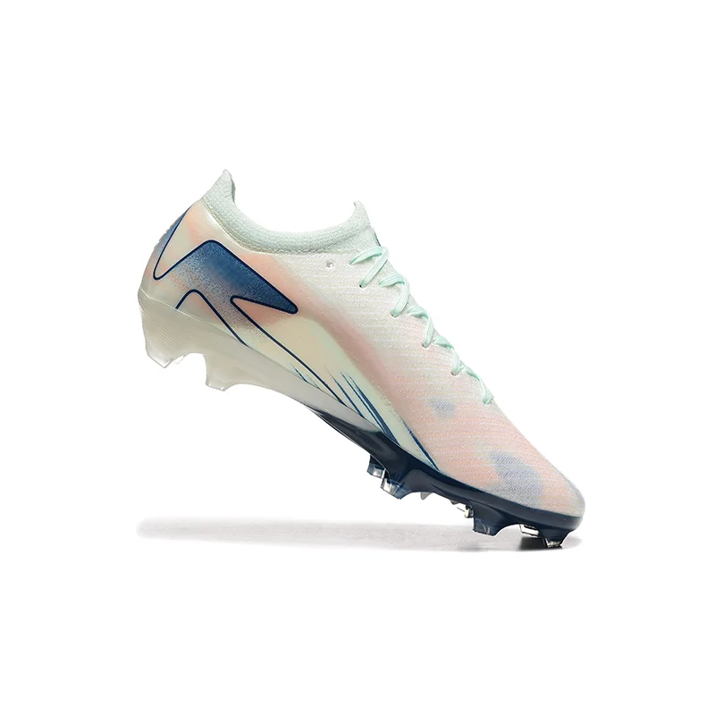 Wholesale hot selling outdoor football shoes campus training football boots factory custom soccer shoes
