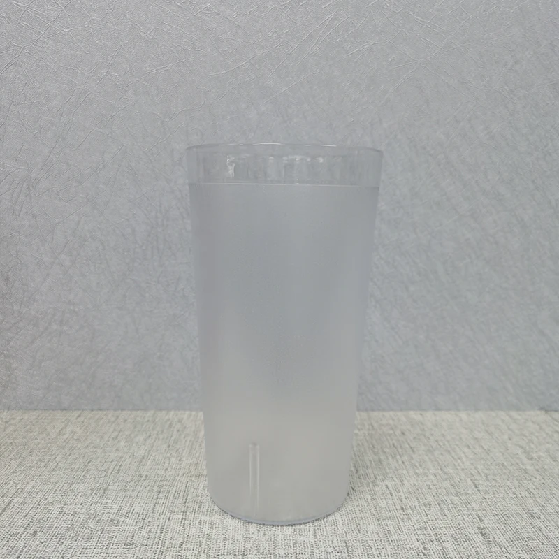 
32 oz Wholesale large capacity bulk cola plastic tumbler custom color reusable drink cups 