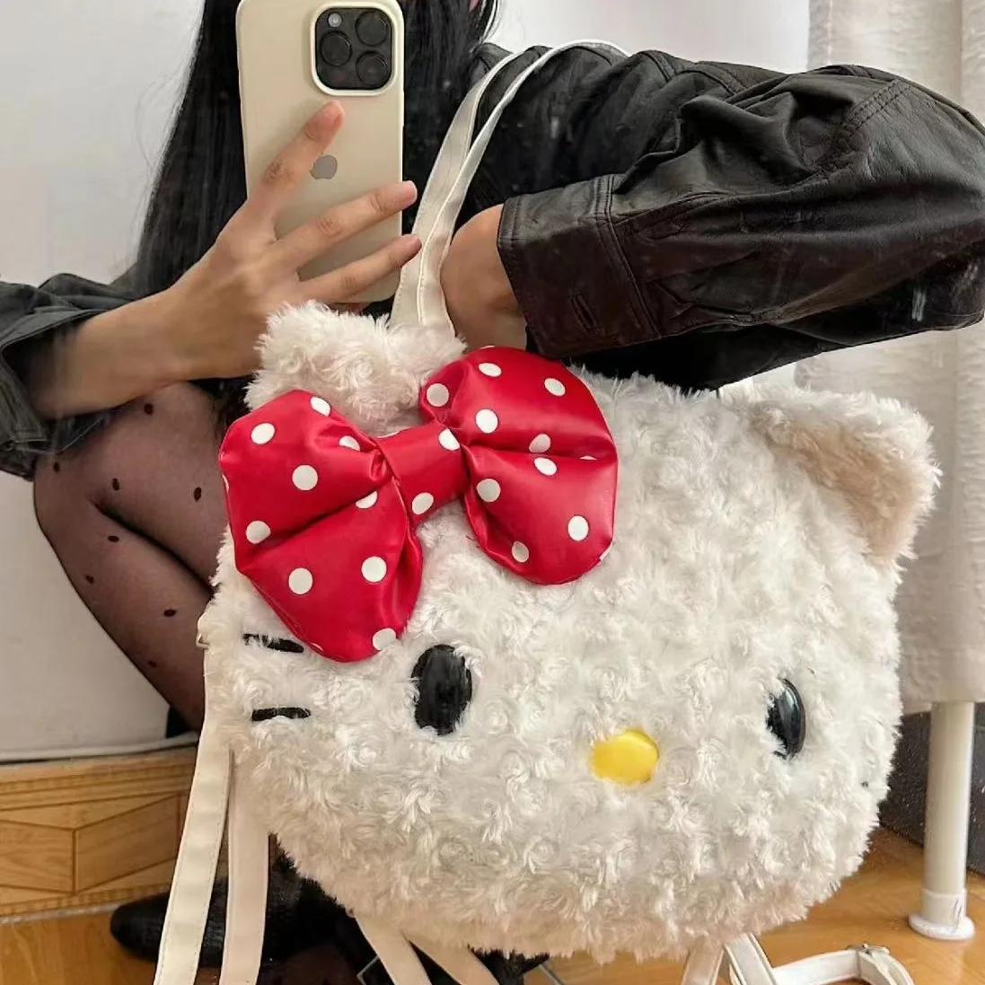 Wholesale Cinnamonroll Kt Cat Kuromi My Melody Pochacoo Handbag Messenger Bag Claw Machine Doll Woman Anime Backpack Plush Toy