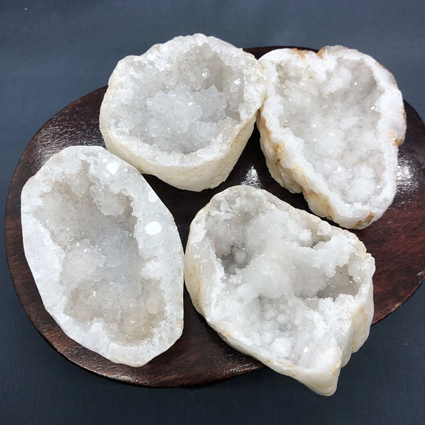 Wholesale crystal hole geode white crystal cave agate crystal cluster for Healing energy