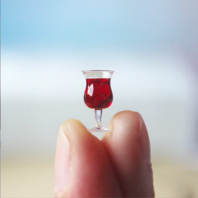 1/6 1/12  Doll House Simulation Miniature Mini wine glasses model Decor