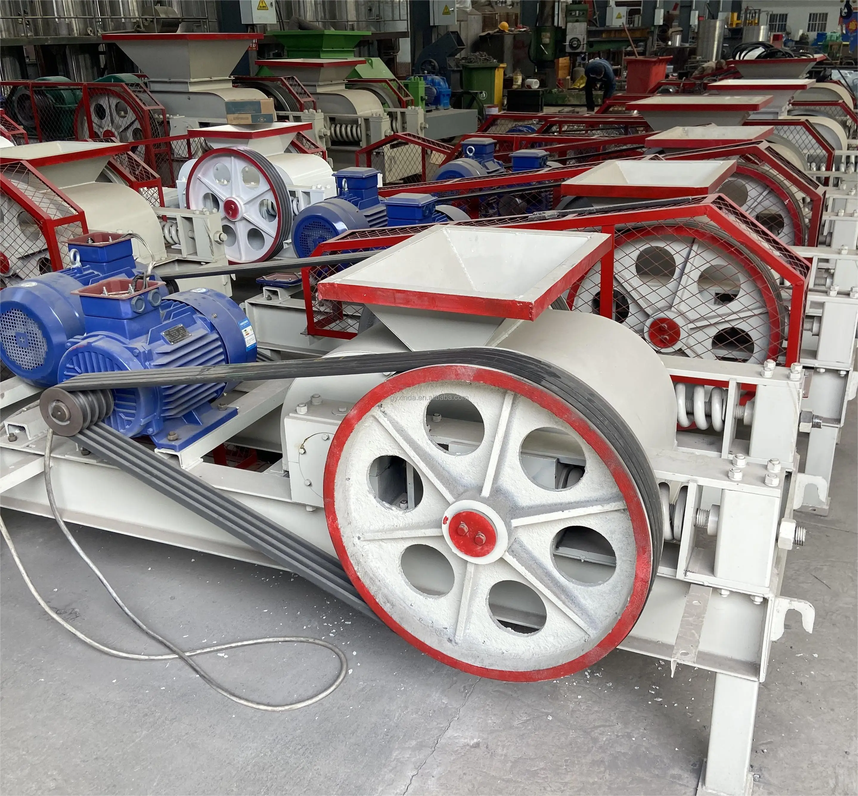 China Hot Sale High Quality Crushing Machine Double Roller Stone Crusher