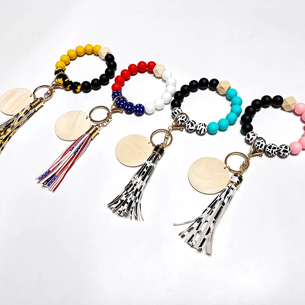 2022 New Design Custom Silicone Beads Bracelet Keychain Elastic Wristlet With Monogram Disc Silicone Wristlet Keychain Bracelet