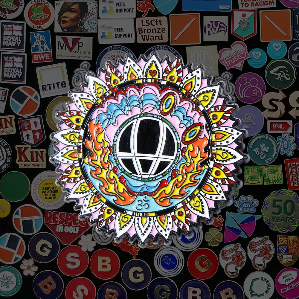 Free Design Hat Pins Small Gold Metal Soft Enamel Custom Button Pins Bulk Epoxy Saudi Arabia Magnet Lapel Pins for Clothes