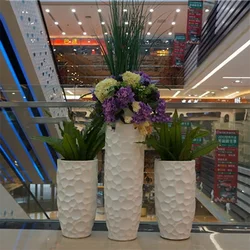 Большие белые комнатные цветочные горшки Shengjie из стекловолокна для торгового центра