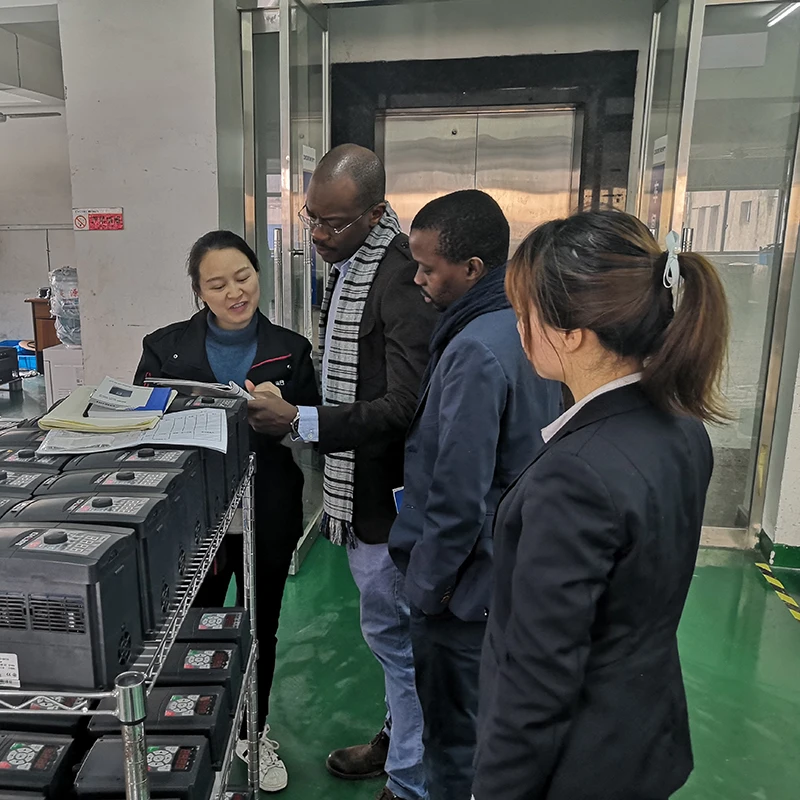 CHZIRI 3.7kW 220V motor speed controller Single phase variable frequency inverter vfd