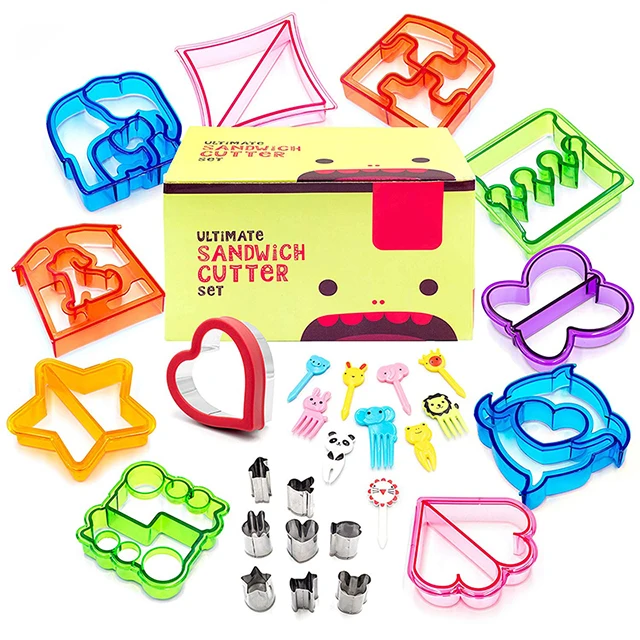 Holiday Cookie Cutters Sandwich Cutters for kids Animal Cartoon cutter cake decorating set