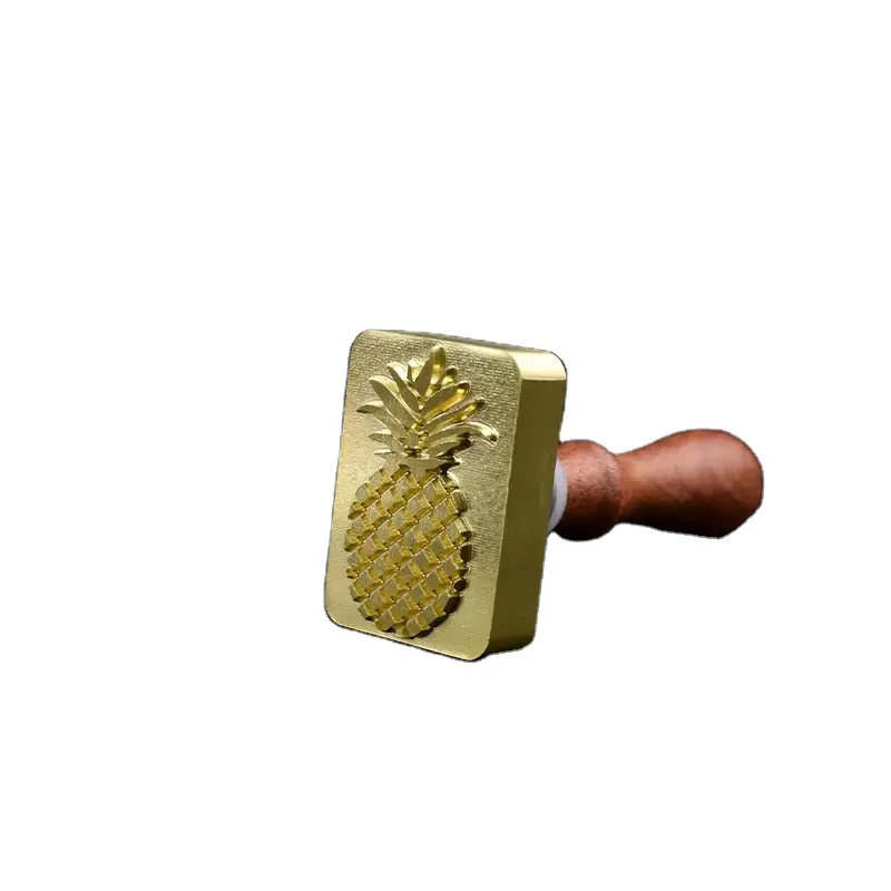 Good quality Custom Copper Brass Without Lead Plumbum Seal Monogram Logo Engraved Business Ice Cube Branding Stamp