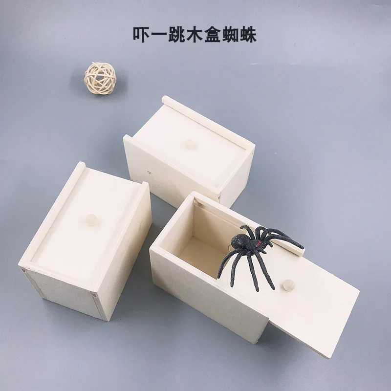 Wooden Prank Trick Practical Joke Home Office Scare Toy  wooden spider box prank kids favor funny toys Joke surprise toys