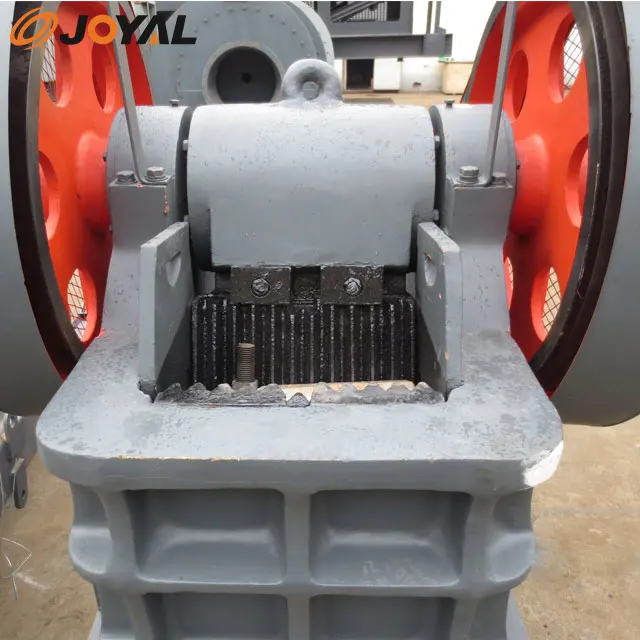 JOYAL High Crushing Effciency portable diesel engine stone crusher jaw crusher price