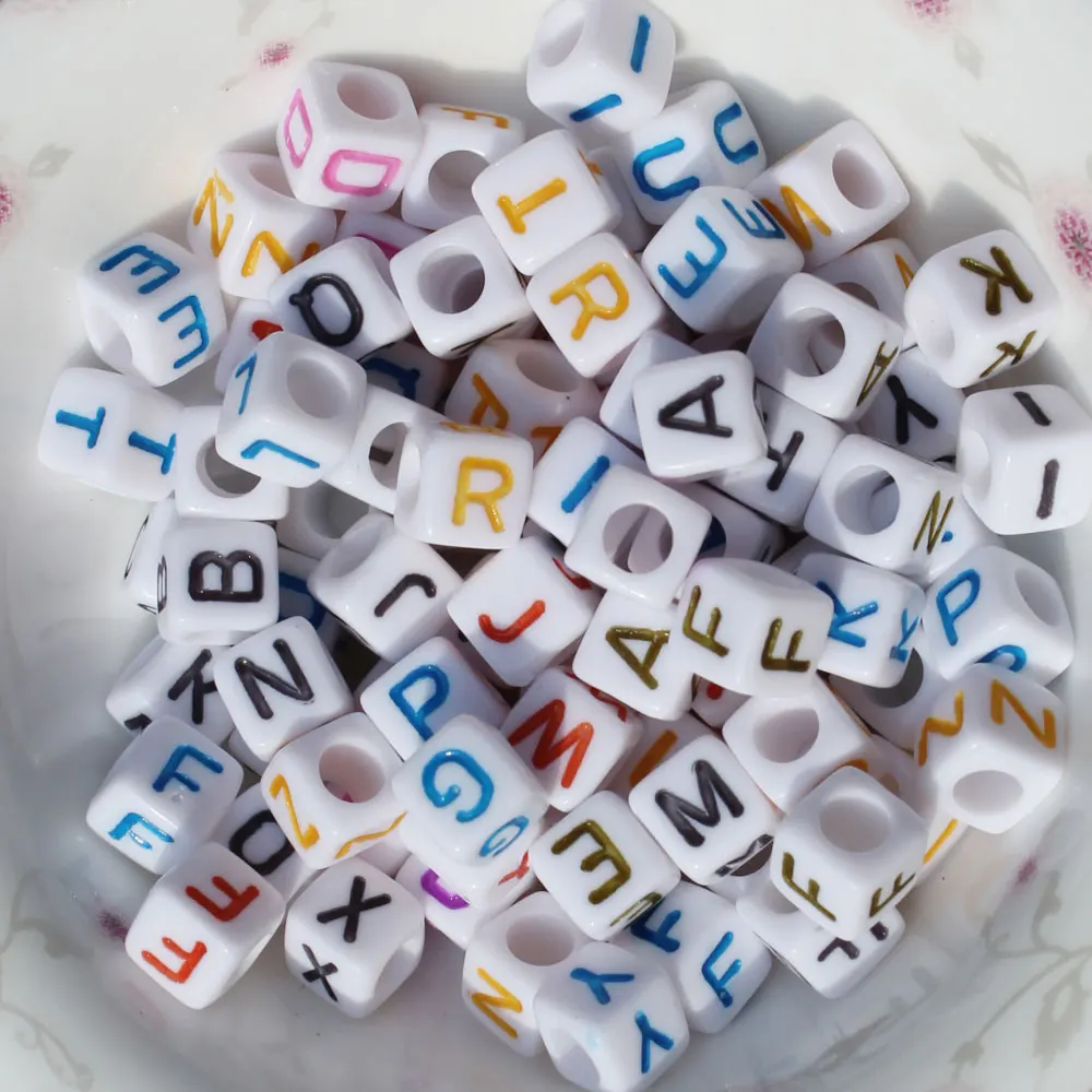 Fashion White Letter Alphabet Beads Plastic 4*7mm with Middle Hole Chunky Round Beads for Kids