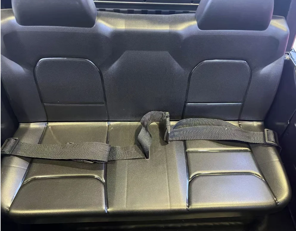 2024 Unisex New Licensed RAM 3500 Ride-on Electric Car Remote Control Power Baby Toys Power Source Battery Made of Plastic PC