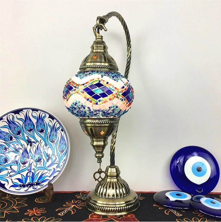 Металлический стеклянный фонарь для спиц