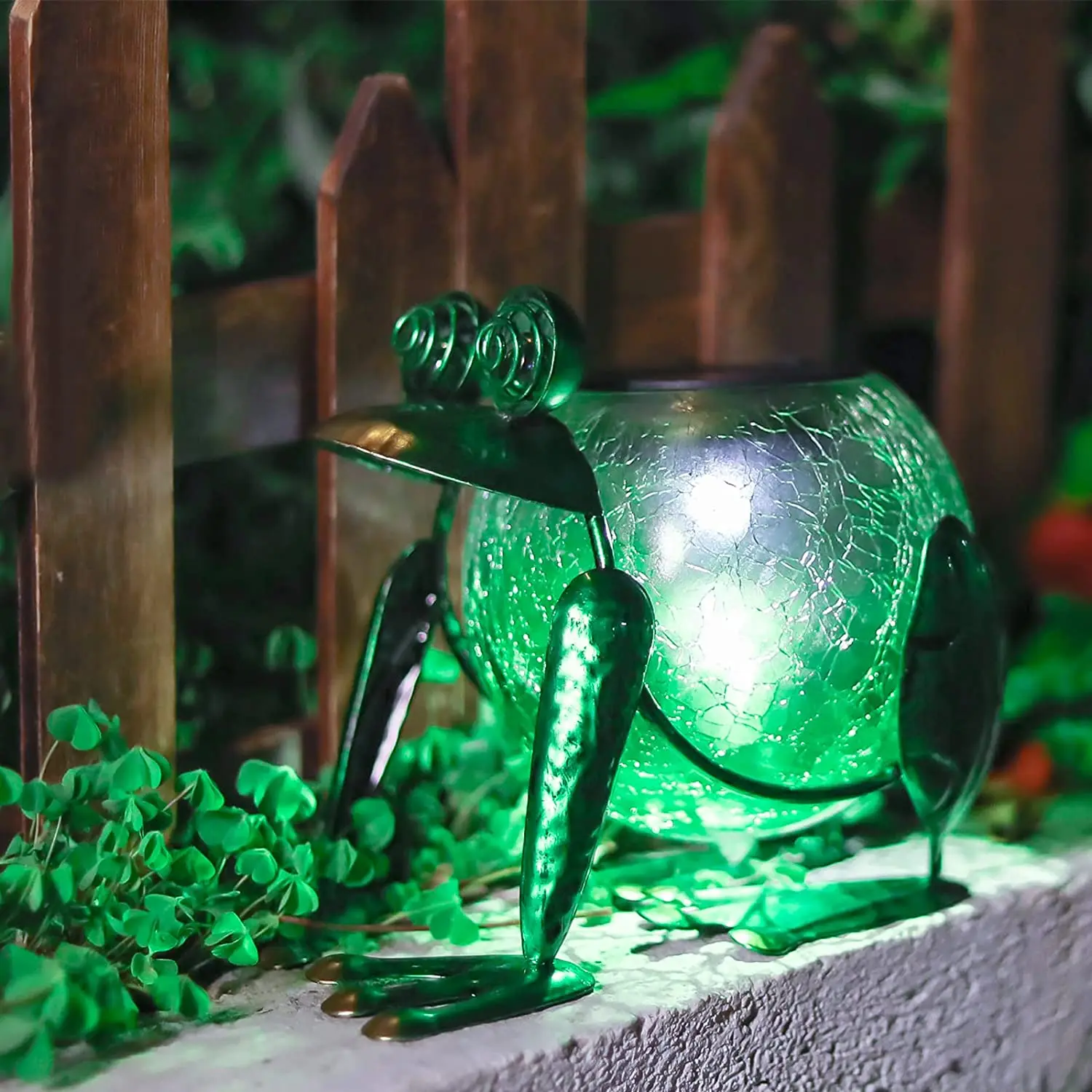 Waterproof LED Frog Solar Garden Lantern Lights Outdoor Decorative Tabletop Lanterns Lamp for Yard Patio Table Decor