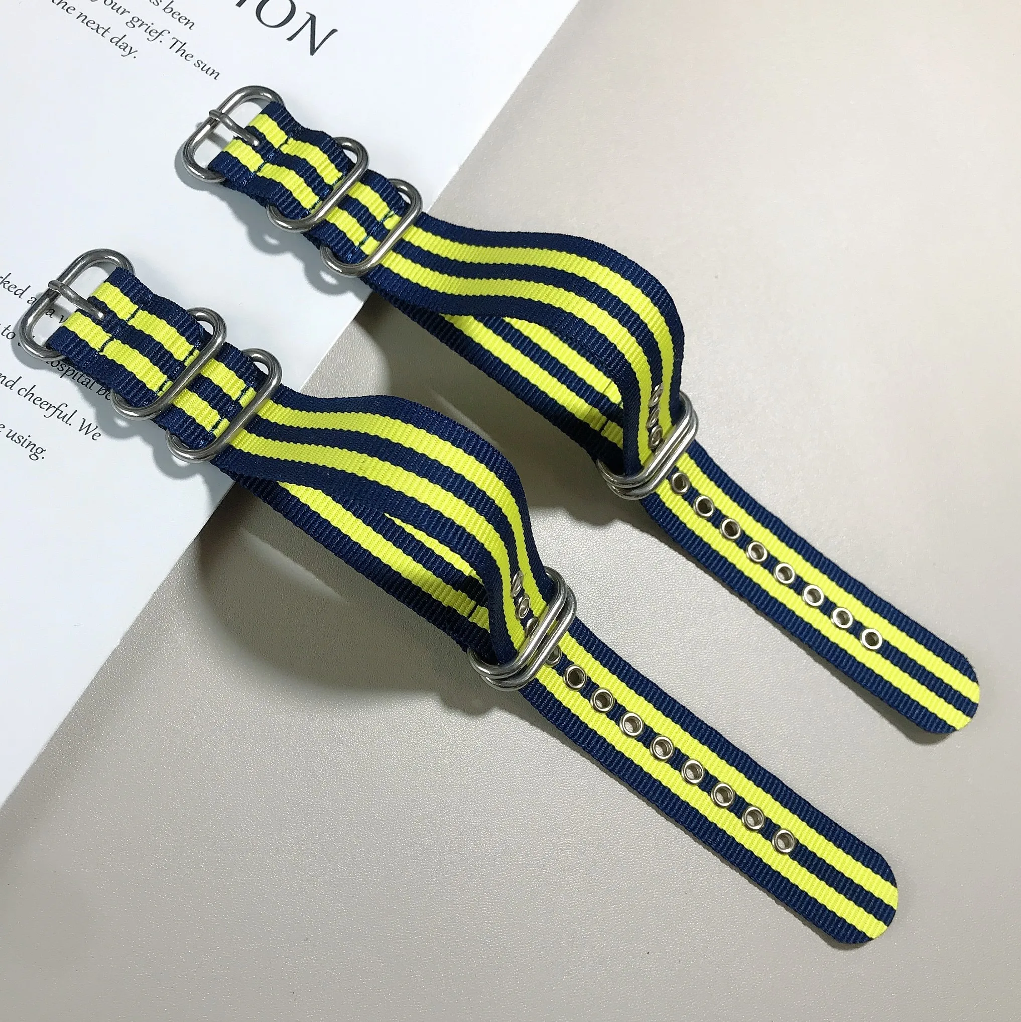 
custom logo 18 20mm 22mm adjustable 5 rings sport military nato zulu nylon watch band replacement striped nylon zulu watch strap 