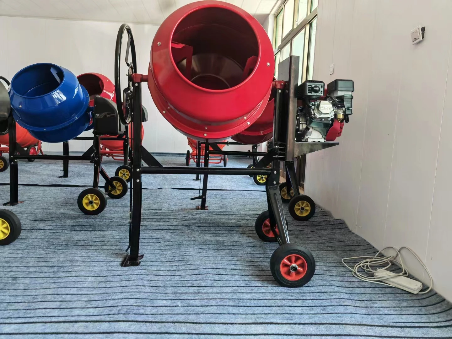 Electric Concrete mixing drum cement mixing machine concrete mixer small concrete mixer for mail package
