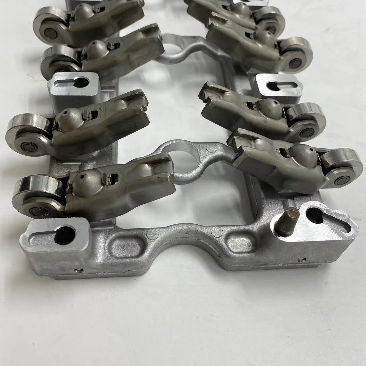 Genuine Auto parts Rocker Arm assembly BK2Q 6K551 BC for ford transit V348 2.2L BK2Q 6K551 BC 1756382 BK2Q 6K551 BD