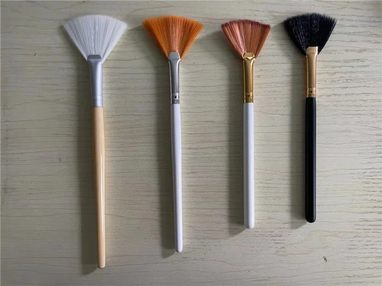 4 fan brush