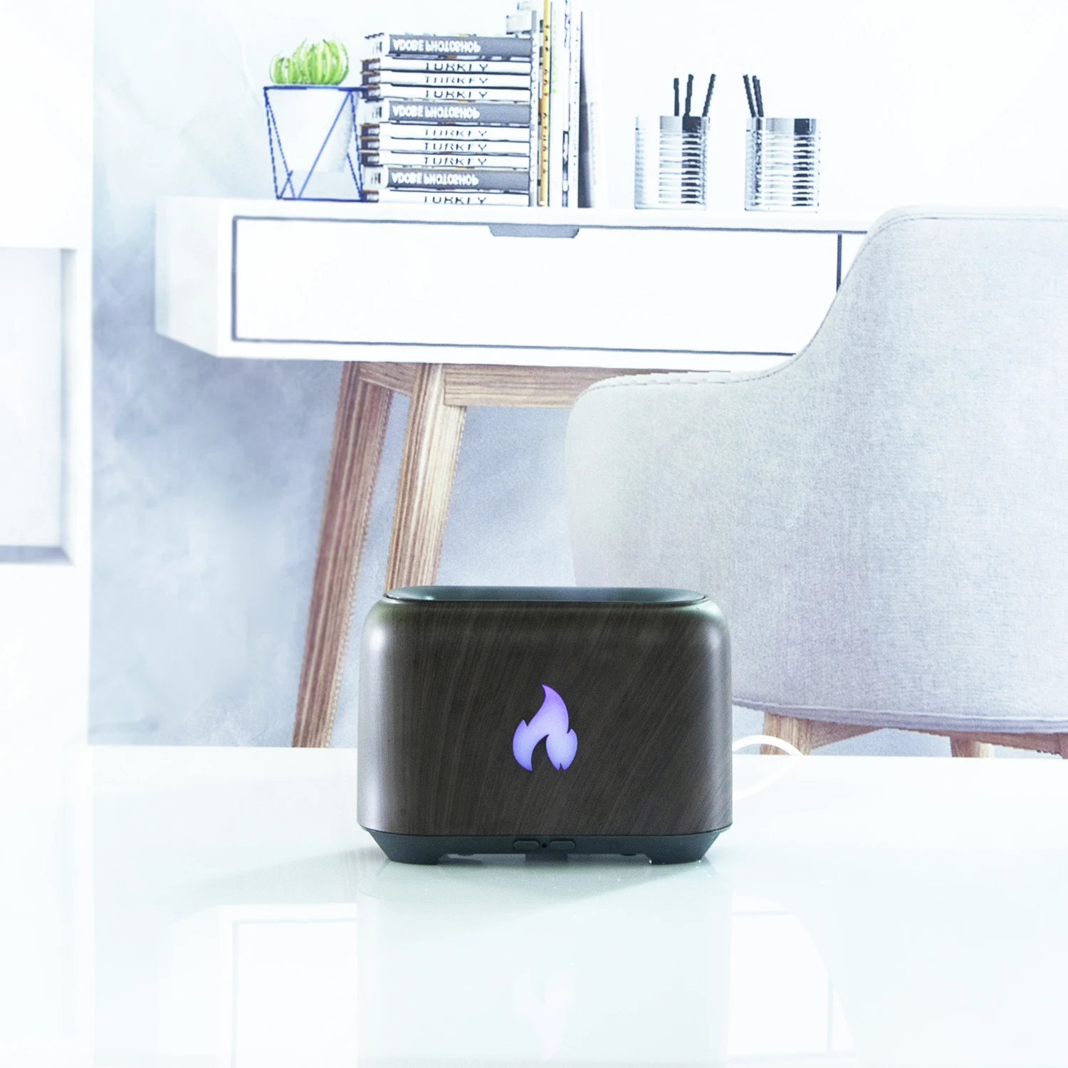 2023 Original mini diffuser water  flame ultrasonic USB diffuser 150ml for car bedroom  domestic appliance