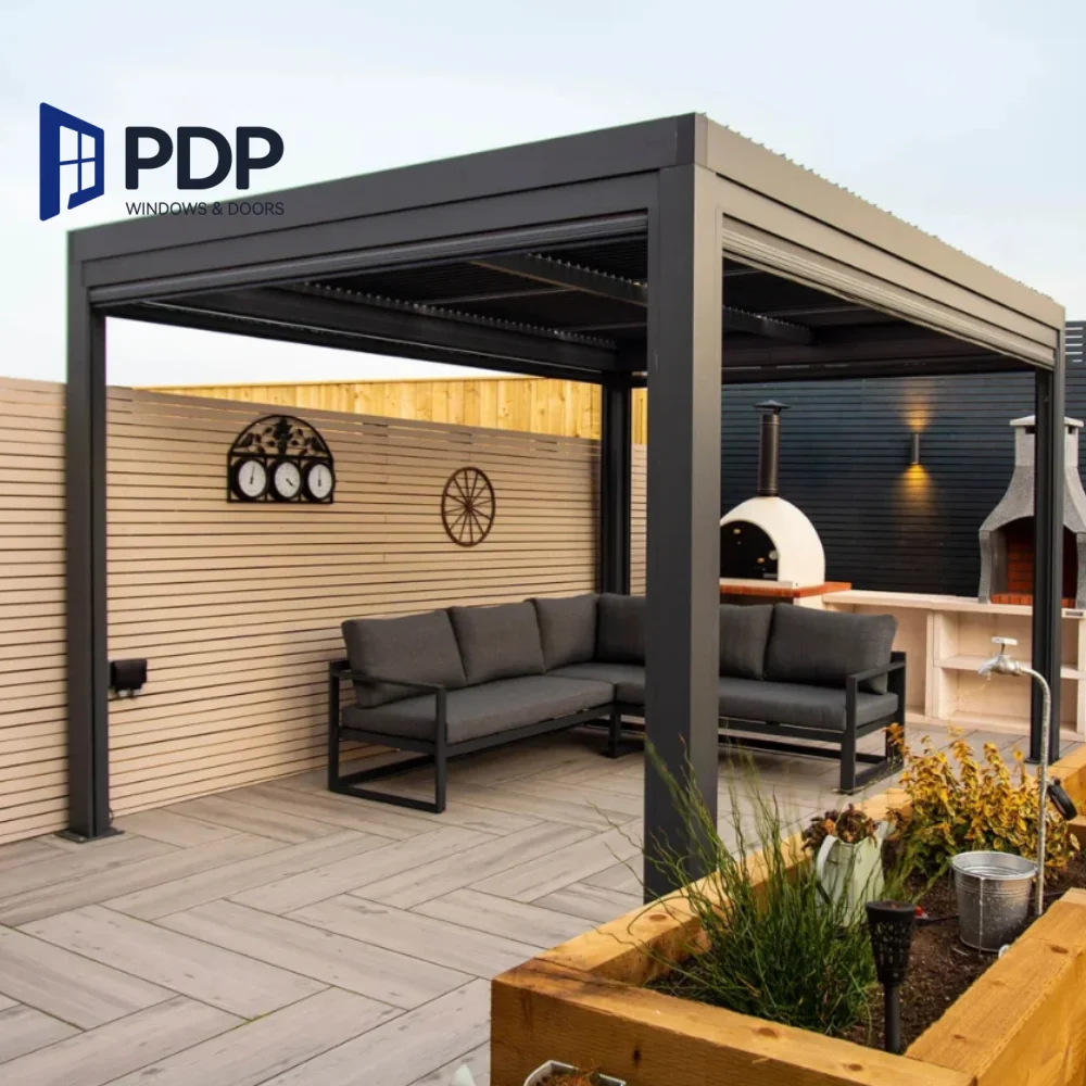 Customizable Outdoor Motorized Pergola Gazebo Solar Powered with Customized Size and Color Options Aluminum Alloy Pavilion