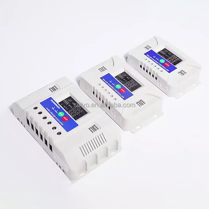 Solvo Pakistan Hot Sale High Quality Controller 12V/24V 40A PWM Solar Charge Controller with 2.1A USB and LCD Display