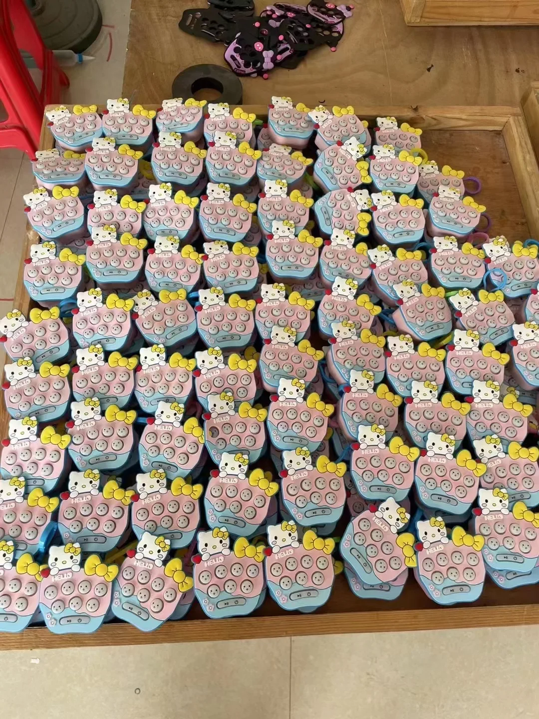 Handle game console Cartoon KeyChain Pendant Mini quick push game whack a mole Gifts keychain Backpacks Pendant