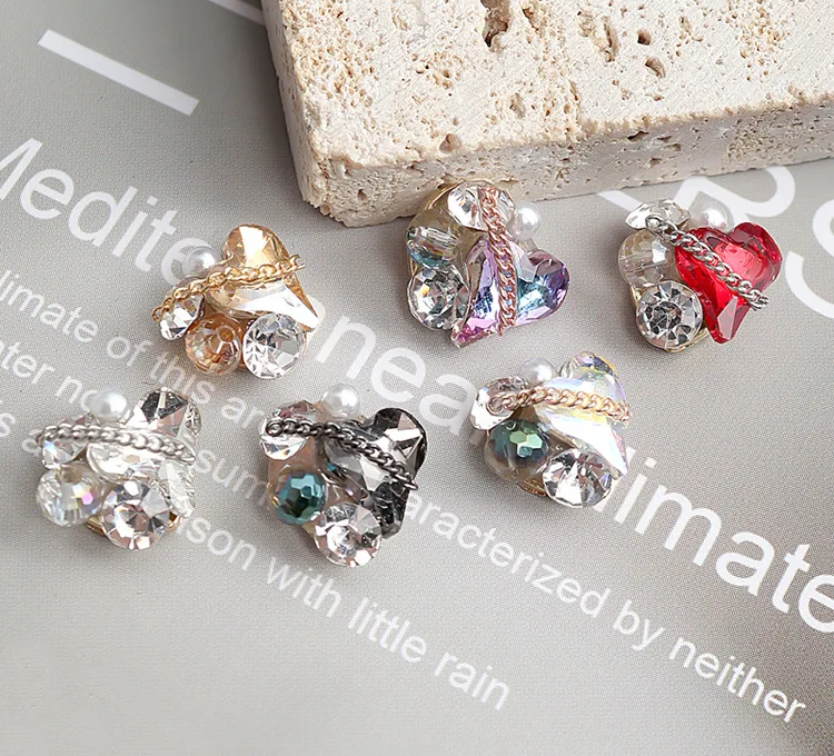 Hot Nail Art Chain Full Rhinestones 3D Nail Art Metal Heart Shape Glitter Rhinestones Diamonds for Manicure Decor