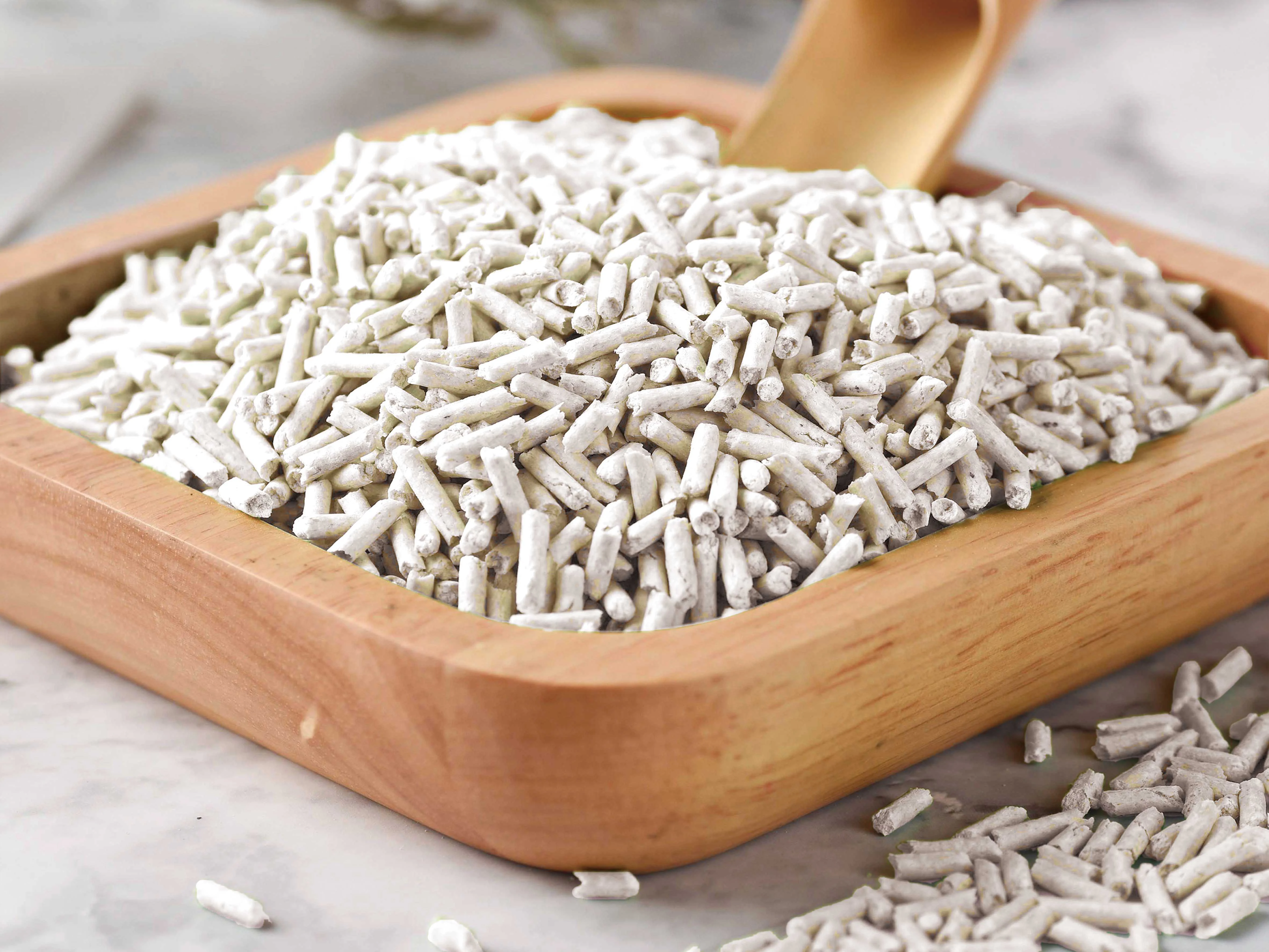 Natural Plant Tofu Odour Lock Bentonite Easy Scoop Clumping Washable Super Power Pellets For Clumping Tofu Cat Litter